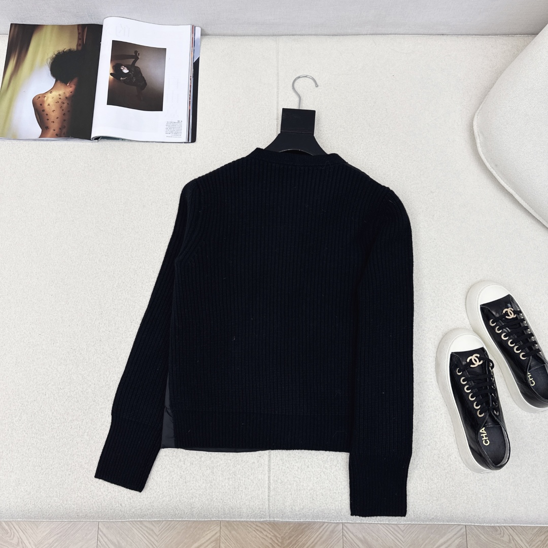 独家款～～lp🆕 25Ss———秋冬最新款羊毛拼接圆领羽绒服🖤 国标进口90白鸭绒填充 轻盈舒适自带发热