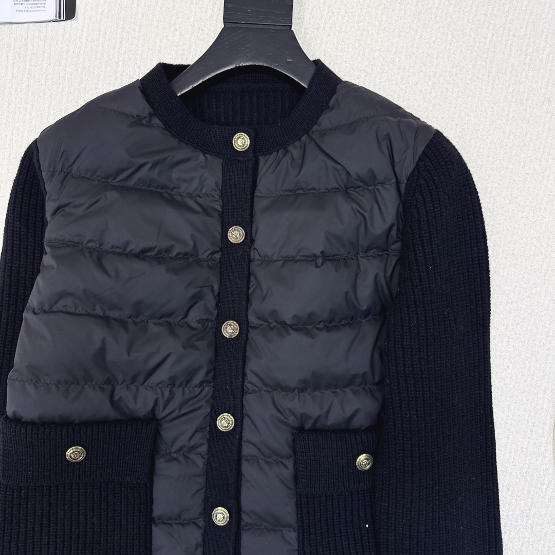 独家款～～lp🆕 25Ss———秋冬最新款羊毛拼接圆领羽绒服🖤 国标进口90白鸭绒填充 轻盈舒适自带发热