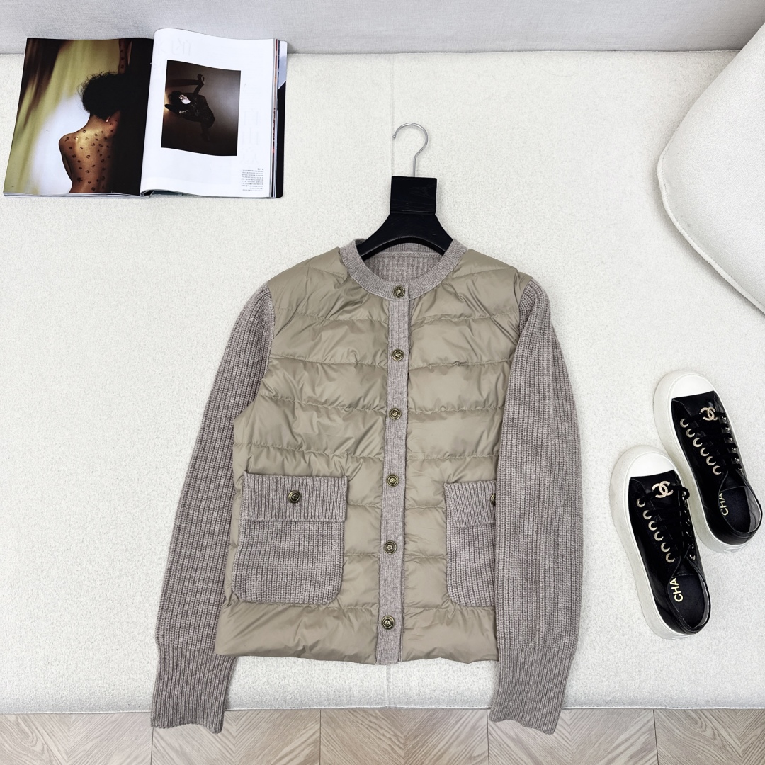 独家款～～lp🆕 25Ss———秋冬最新款羊毛拼接圆领羽绒服🖤 国标进口90白鸭绒填充 轻盈舒适自带发热