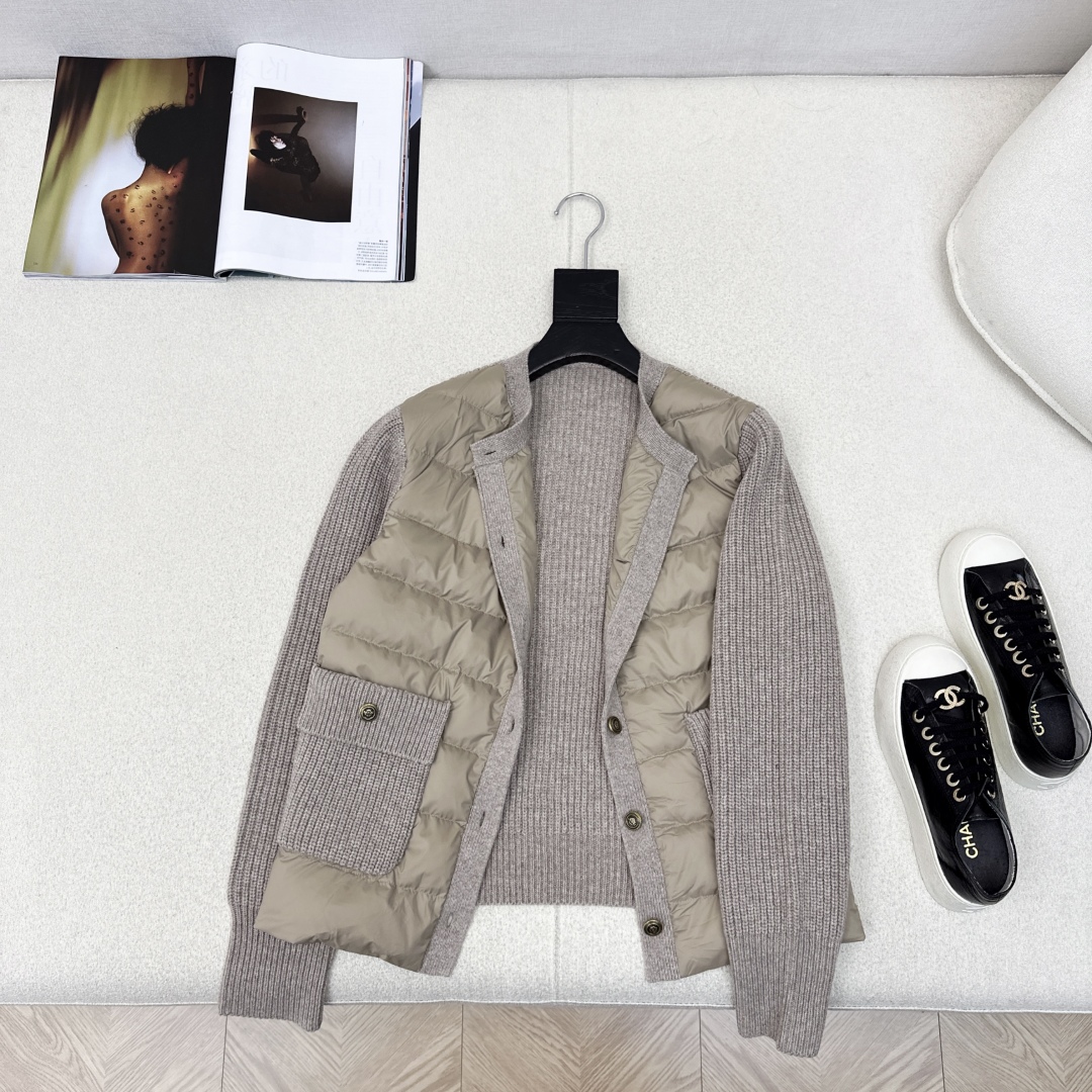 独家款～～lp🆕 25Ss———秋冬最新款羊毛拼接圆领羽绒服🖤 国标进口90白鸭绒填充 轻盈舒适自带发热