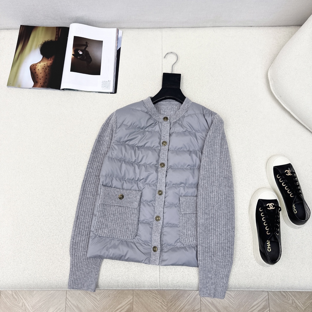 独家款～～lp🆕 25Ss———秋冬最新款羊毛拼接圆领羽绒服🖤 国标进口90白鸭绒填充 轻盈舒适自带发热