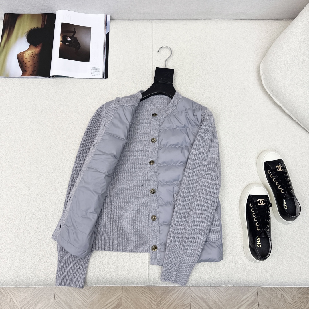 独家款～～lp🆕 25Ss———秋冬最新款羊毛拼接圆领羽绒服🖤 国标进口90白鸭绒填充 轻盈舒适自带发热