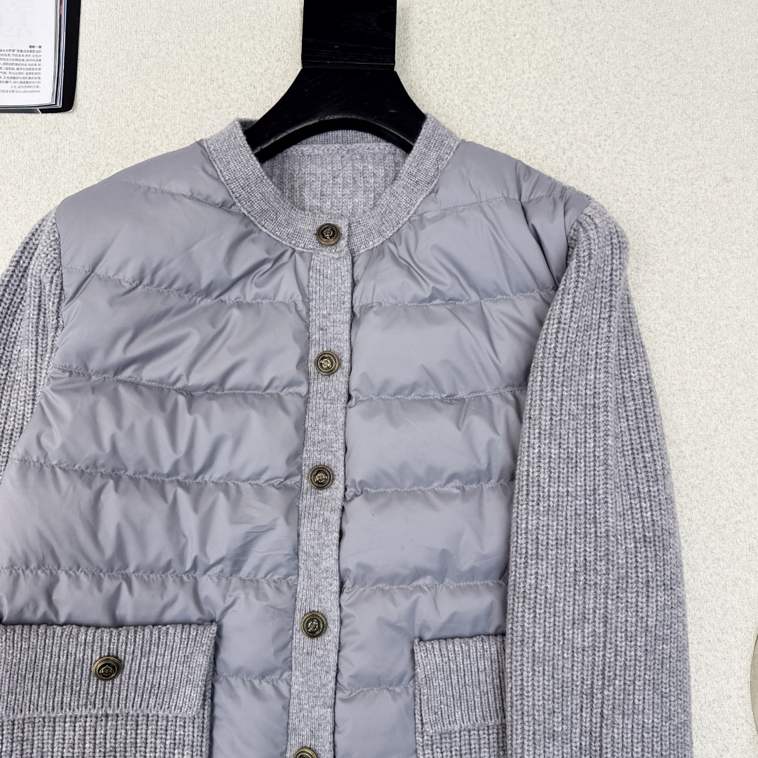 独家款～～lp🆕 25Ss———秋冬最新款羊毛拼接圆领羽绒服🖤 国标进口90白鸭绒填充 轻盈舒适自带发热