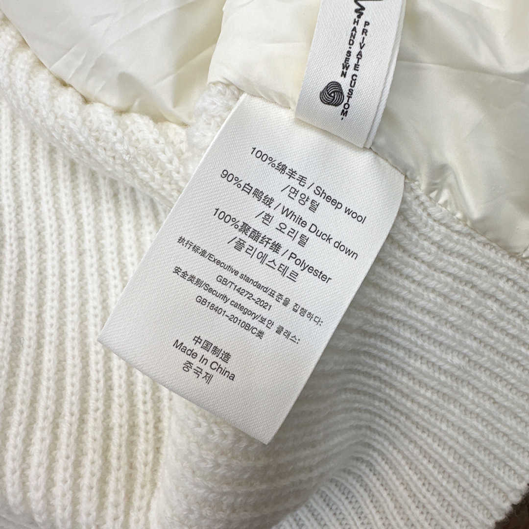 独家款～～lp🆕 25Ss———秋冬最新款羊毛拼接圆领羽绒服🖤 国标进口90白鸭绒填充 轻盈舒适自带发热