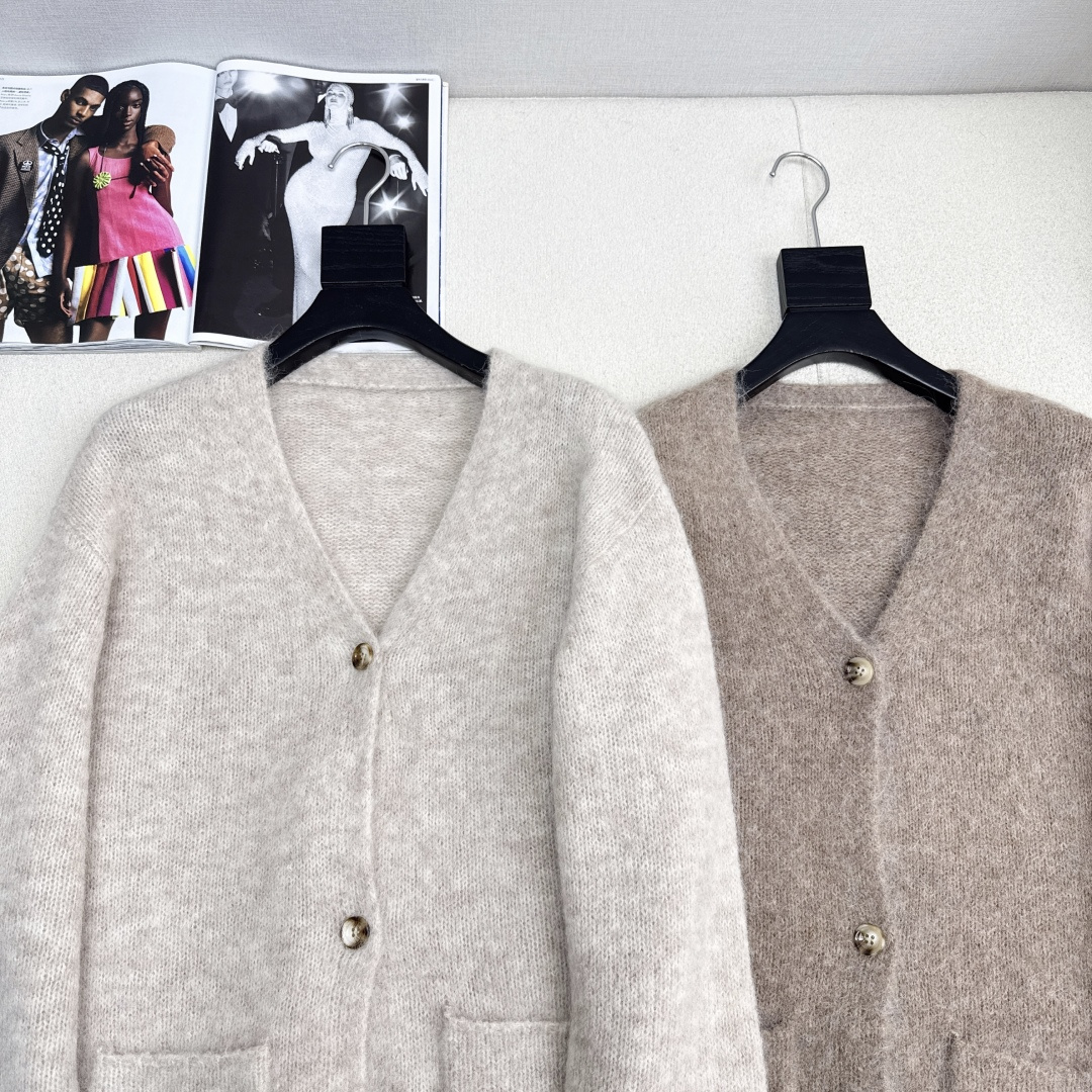 独家款～ lp🆕 25Ss————秋冬最新款老钱风穿搭气质V领外套🤎极简高智感穿搭Look～羊驼绒拉毛羊