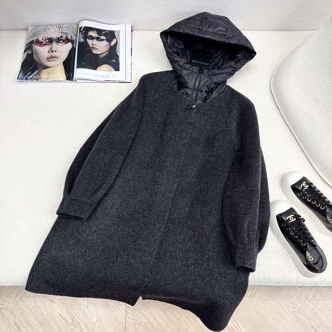 高端原单品质 独家首发 lp🆕 25Ss——秋冬新品 两件套设计羽绒内胆双面羊绒大衣🤍 老钱风穿搭 经典