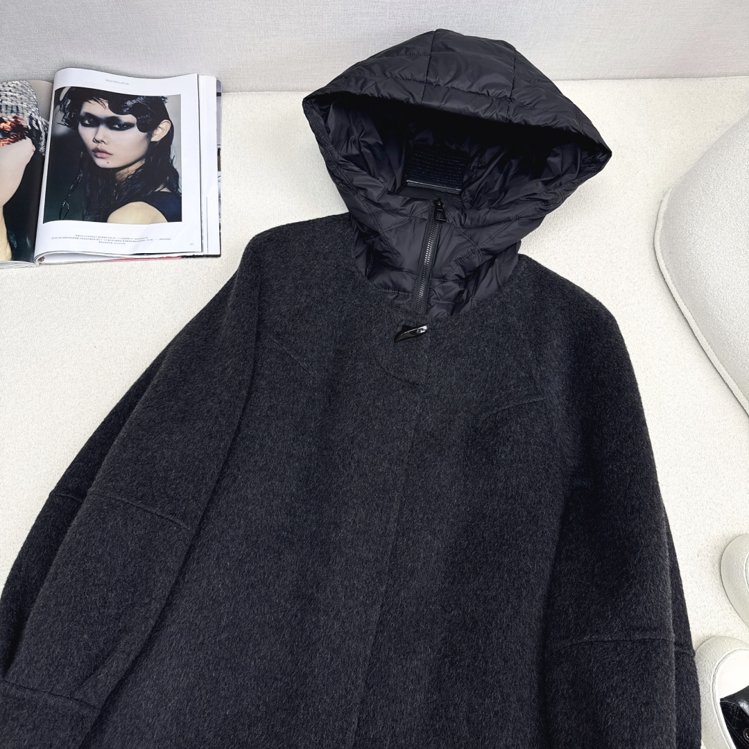 高端原单品质 独家首发 lp🆕 25Ss——秋冬新品 两件套设计羽绒内胆双面羊绒大衣🤍 老钱风穿搭 经典