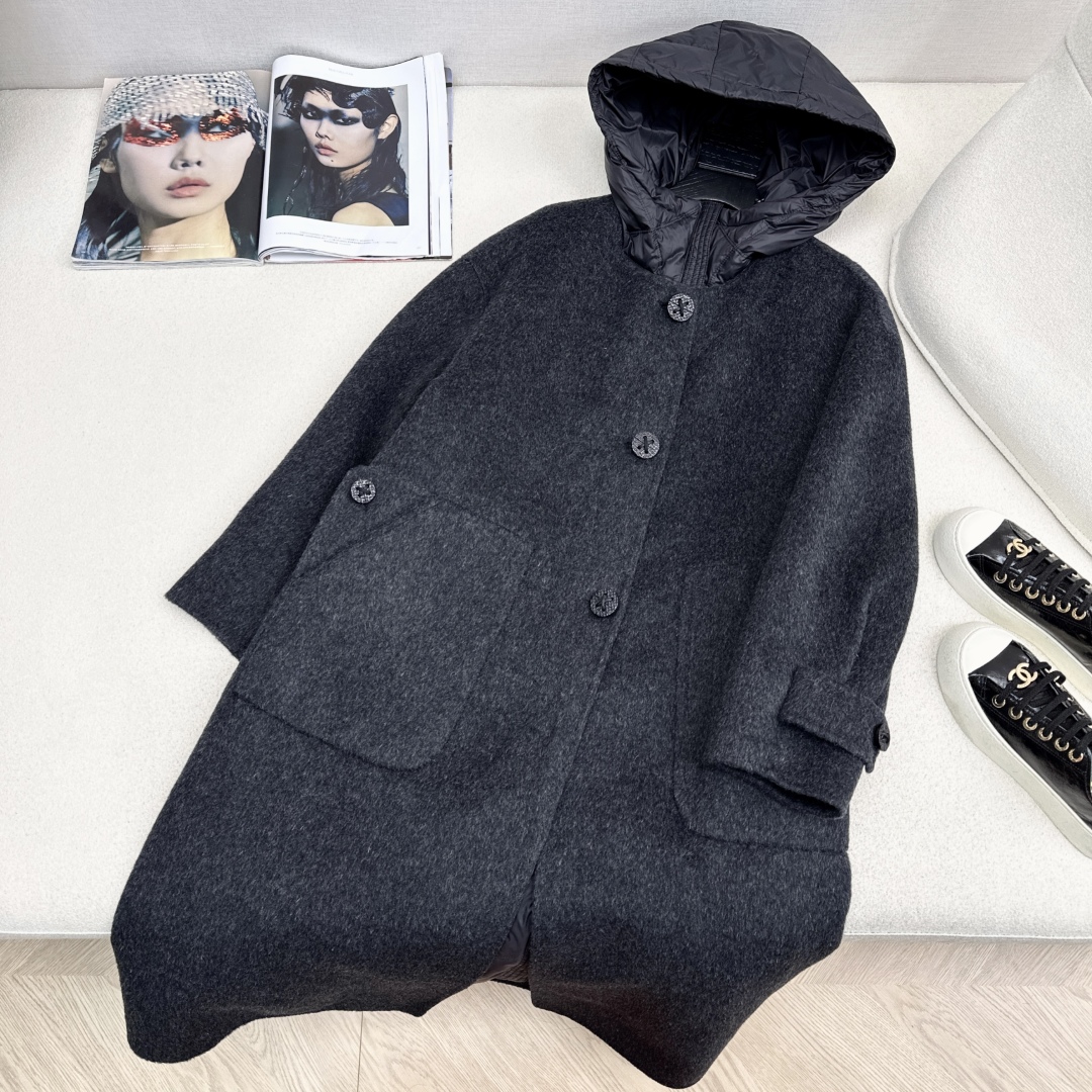 高端原单品质 独家首发 lp🆕 25Ss——秋冬新品 两件套设计羽绒内胆双面羊绒大衣🤍 老钱风穿搭 经典