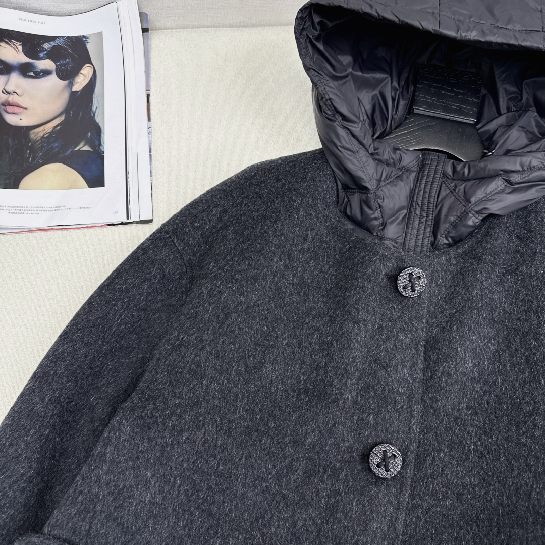 高端原单品质 独家首发 lp🆕 25Ss——秋冬新品 两件套设计羽绒内胆双面羊绒大衣🤍 老钱风穿搭 经典