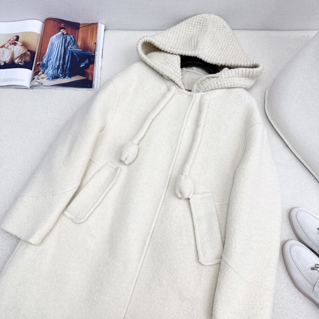 高端原单品质 独家首发 lp🆕 25Ss——秋冬新品 两件套设计针织拼接连帽羽绒内胆双面羊绒大衣🤍 老钱