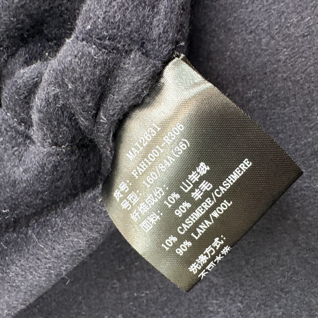lp🆕 25Ss————秋冬最新款海军蓝立领羊毛羊绒夹克外套🖤简约立领搭配利落拉链 采用双层羊绒羊毛面料