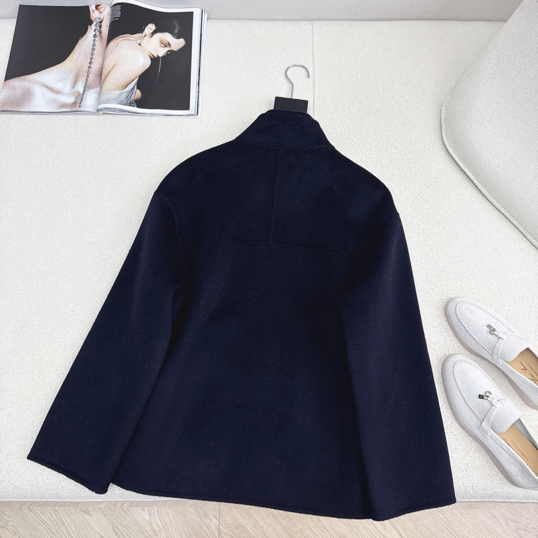 lp🆕 25Ss————秋冬最新款海军蓝立领羊毛羊绒夹克外套🖤简约立领搭配利落拉链 采用双层羊绒羊毛面料