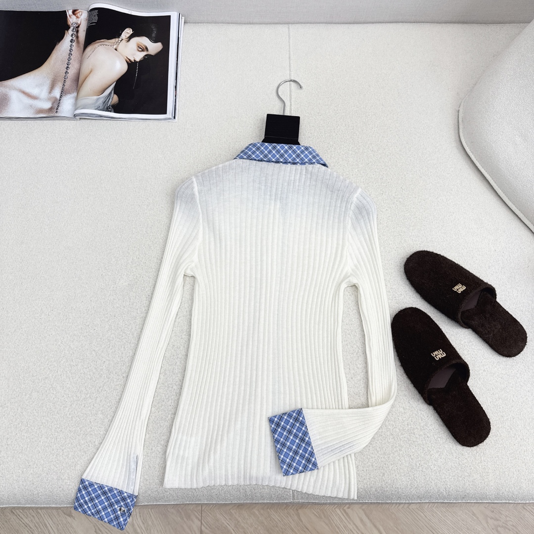 Miu Miu 25SS Plaid Patchwork Knitted Top, Classic Colors, Layered Design 9 cmp i1758346104160 1283 0 7