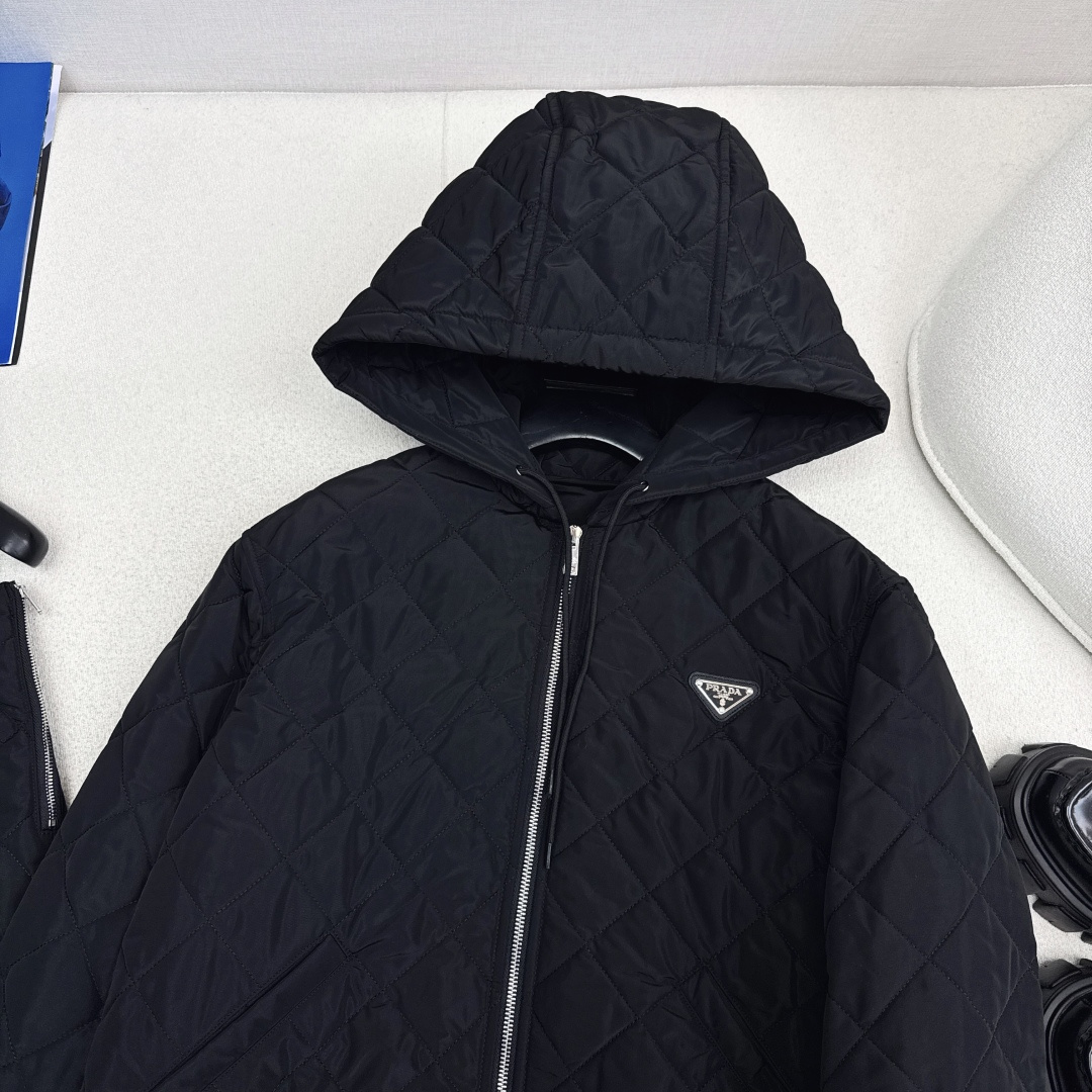 Prada Quilted Nylon Hooded Jacket - Lightweight & Stylish Outerwear 2 cmp i1758350743423 9120 0 1