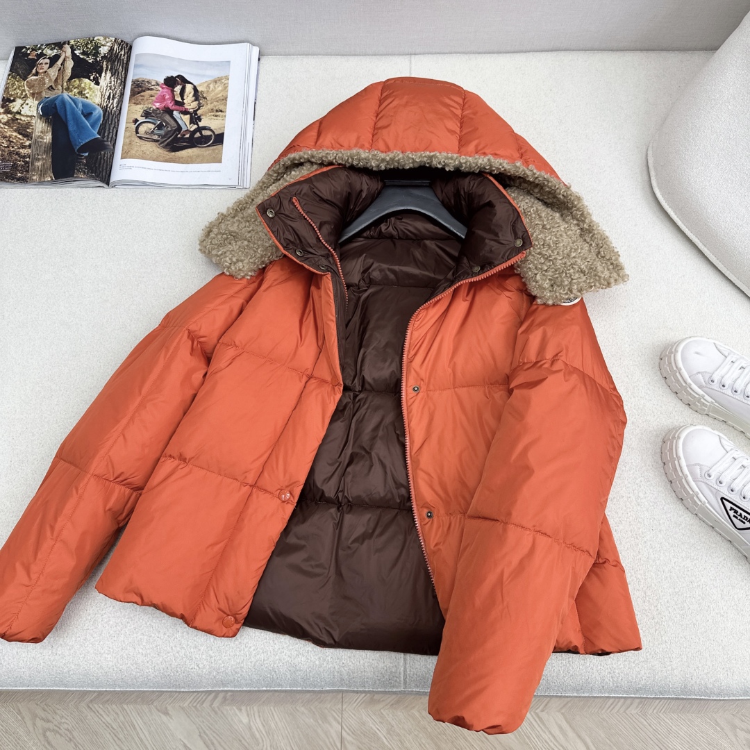原单品质 MC 25Ss———秋冬新品拼接仿羊羔毛连帽短款羽绒服外套 🧡立体剪裁版型设计 时髦又帅气 国