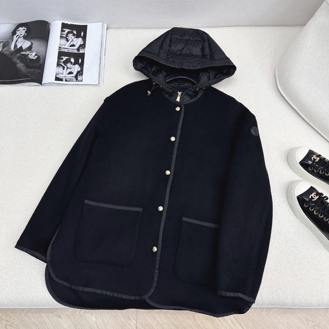 高端原单品质 MC 25Ss——秋冬新品两件套设计连帽羽绒内胆马甲双面羊绒大衣🖤 老钱风穿搭 经典H宽松