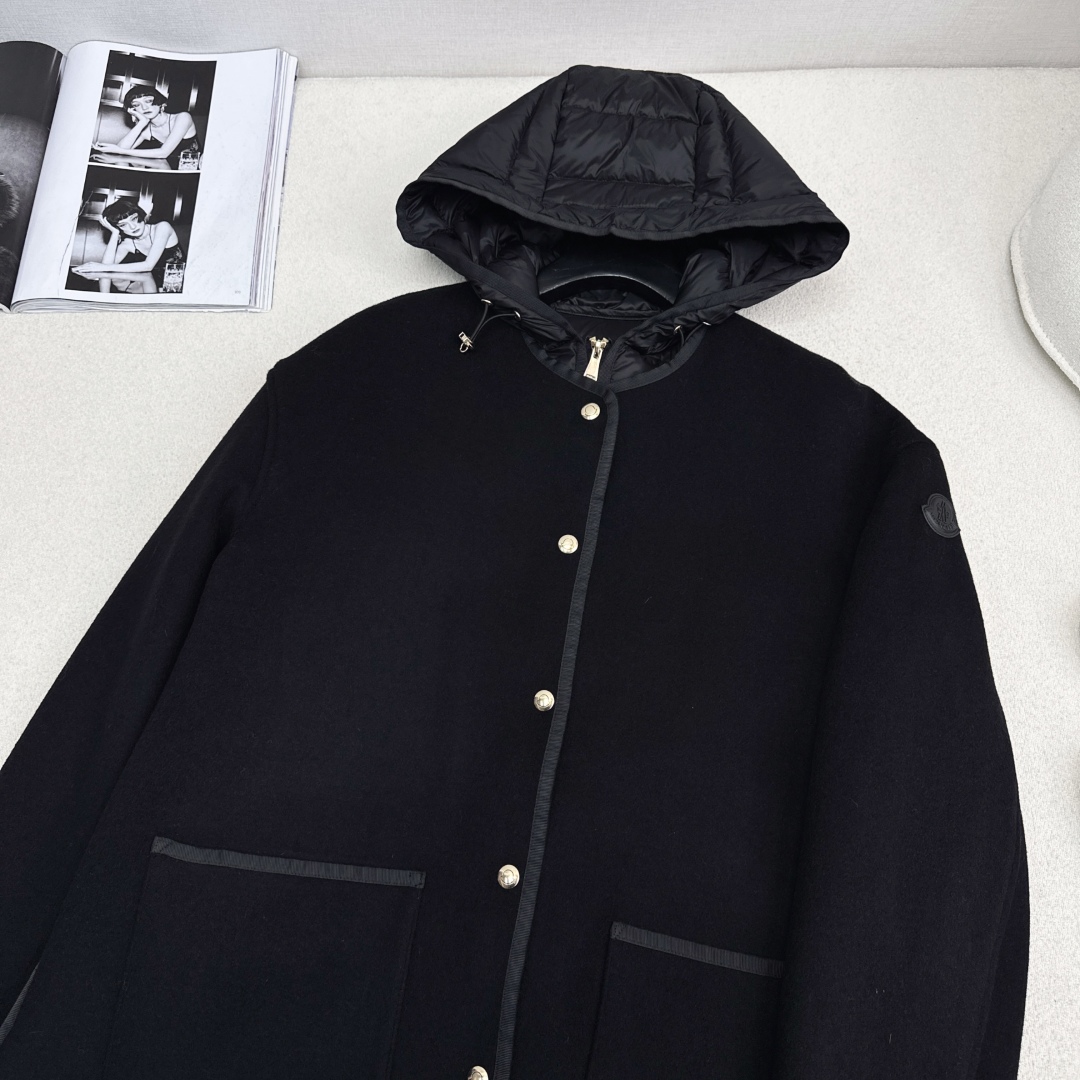 高端原单品质 MC 25Ss——秋冬新品两件套设计连帽羽绒内胆马甲双面羊绒大衣🖤 老钱风穿搭 经典H宽松