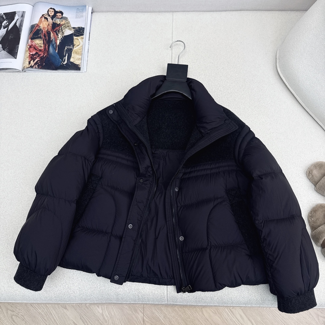 Max 25Ss———秋冬最新款双面羊绒拼接短款羽绒服外套🖤经典H宽松版型 立体裁剪优雅知性风 国标90