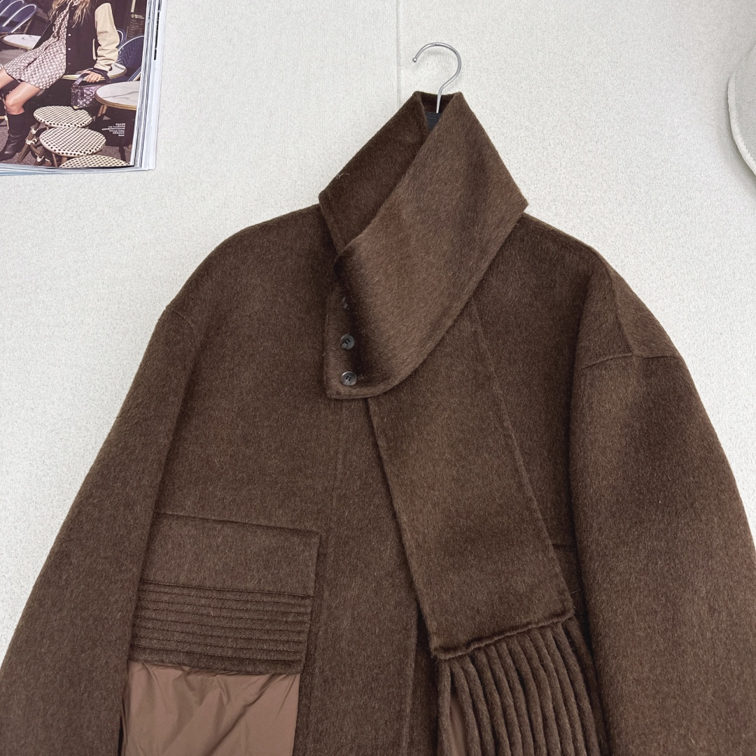 Max 25Ss———秋冬最新款双面羊绒拼接短款羽绒服外套🖤 配送可拆卸流苏围巾 立体裁剪优雅知性风 国