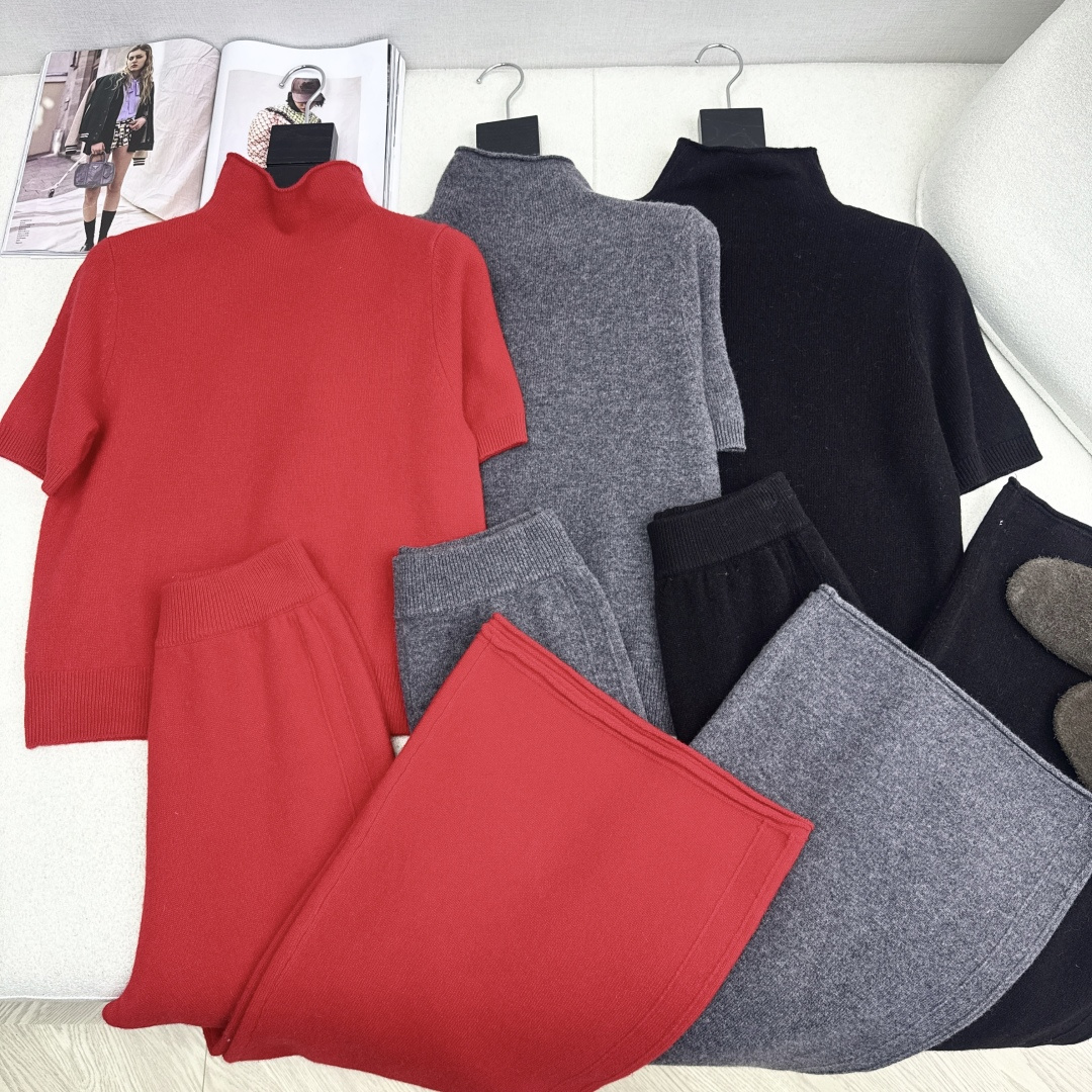 独家款～ Row 25Ss———秋冬最新款极简风羊毛套装♥️高领短袖针织毛衣+松紧腰直筒裤 加厚百分百羊