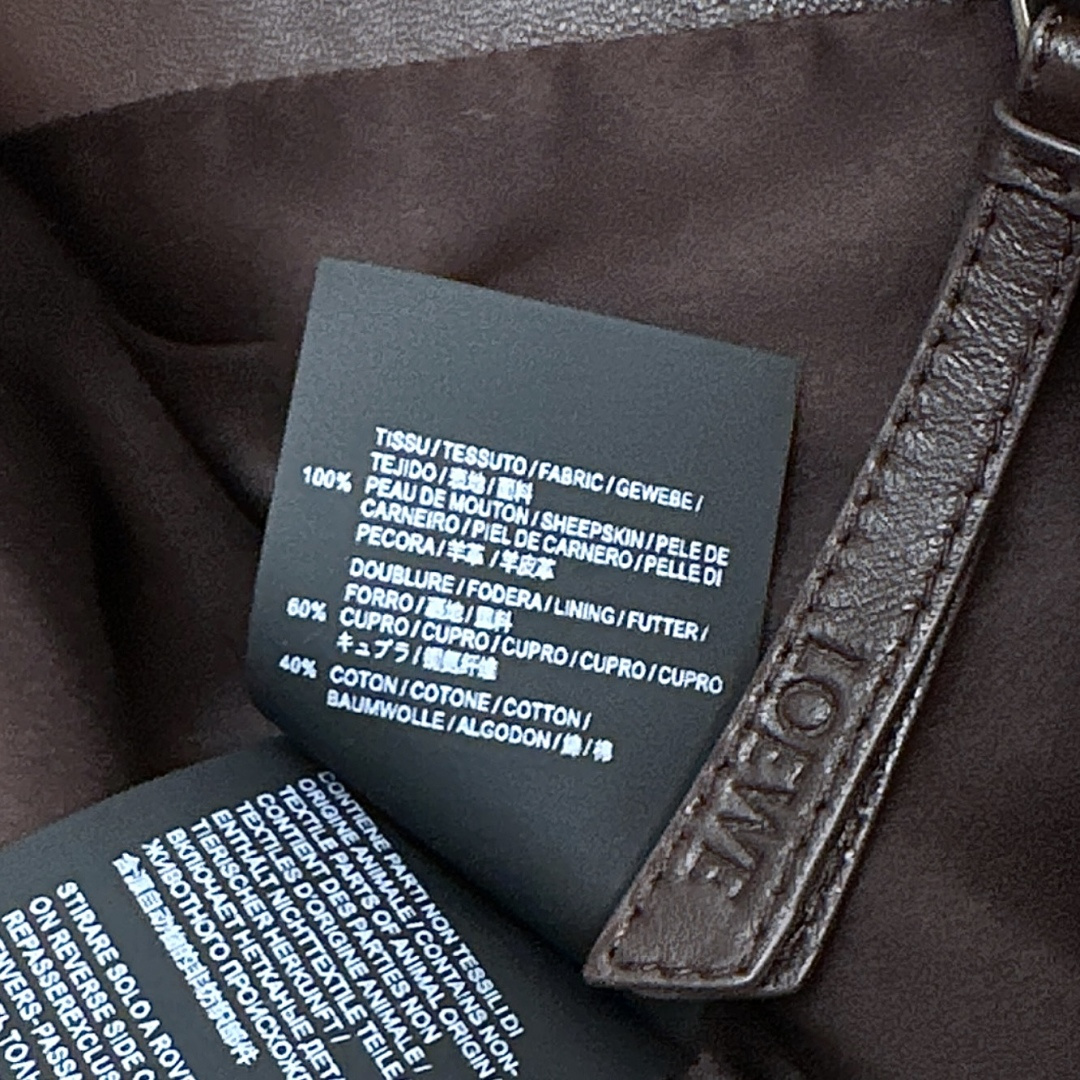 Loe 26Ss———秋冬最新款时髦小羊皮套装🖤连帽外套+松紧腰短裤 定制进口百分百小羊皮面料 质感高级