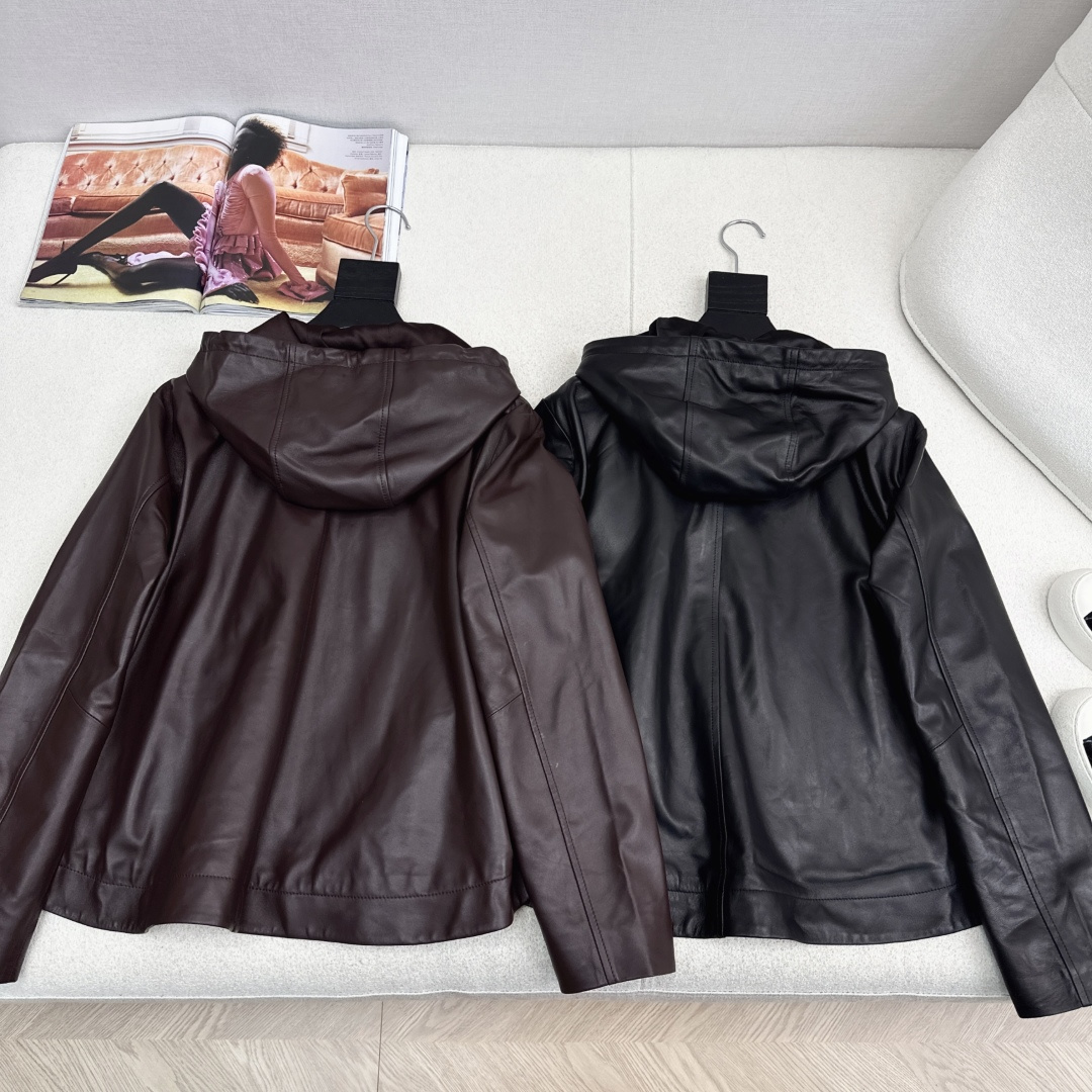 Loe 26Ss———秋冬最新款时髦小羊皮套装🖤连帽外套+松紧腰短裤 定制进口百分百小羊皮面料 质感高级