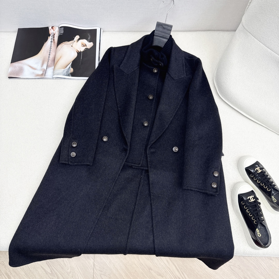 独家款 ～Max 25Ss————秋冬最新款时髦两件套羊绒大衣🖤小短款马甲+双排扣大衣 休闲高级穿搭 经