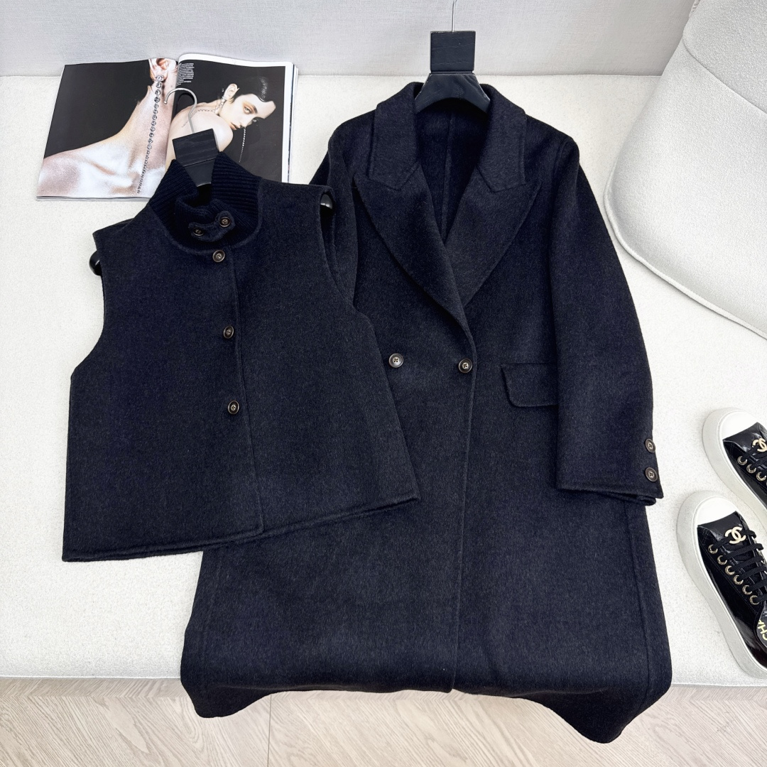 独家款 ～Max 25Ss————秋冬最新款时髦两件套羊绒大衣🖤小短款马甲+双排扣大衣 休闲高级穿搭 经
