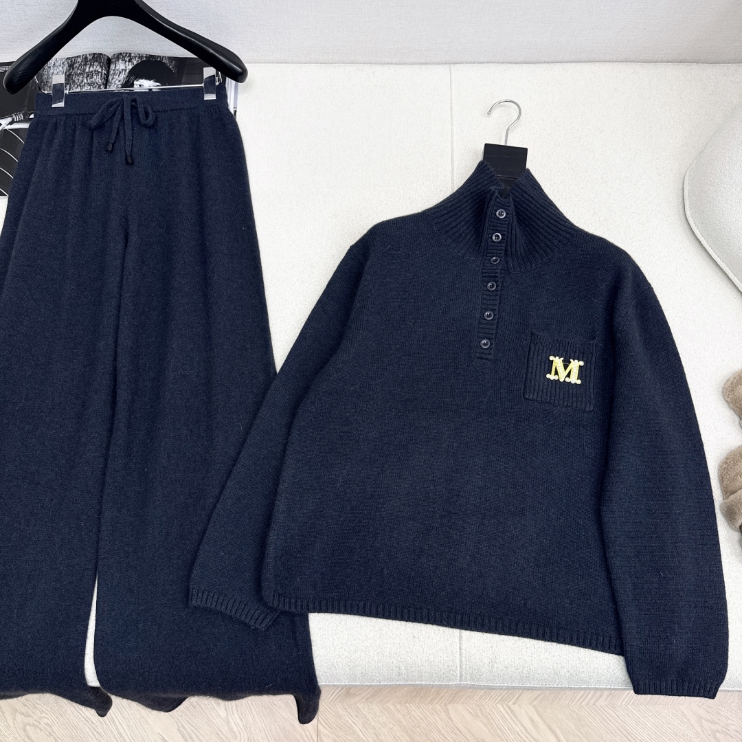 Women's Knit Set: Turtleneck Sweater & Straight-Leg Pants - Elegant Loungewear 6 cmp i1759379912160 6518 0 4