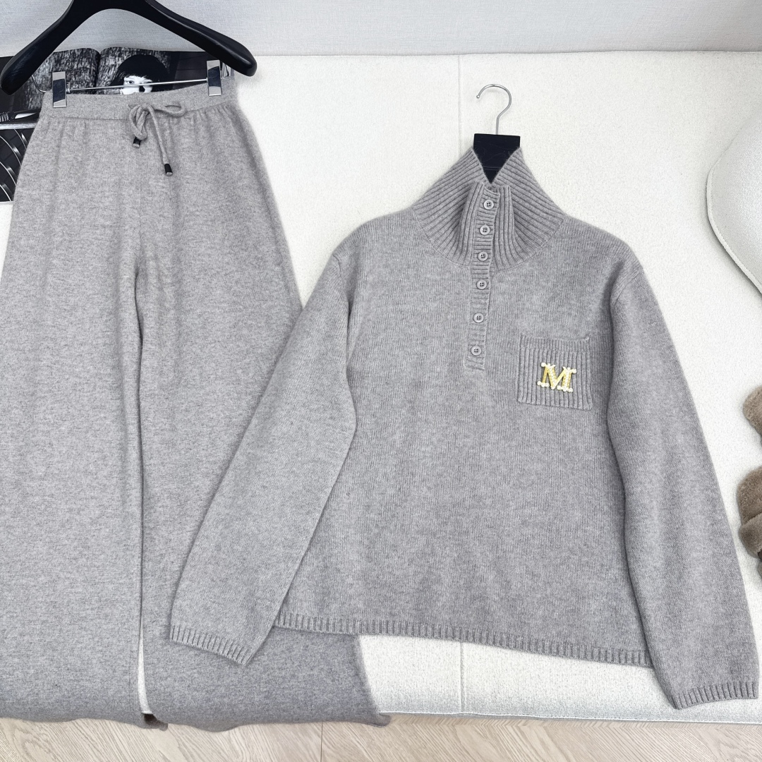 Women's Knit Set: Turtleneck Sweater & Straight-Leg Pants - Elegant Loungewear 7 cmp i1759379912160 9173 0 5