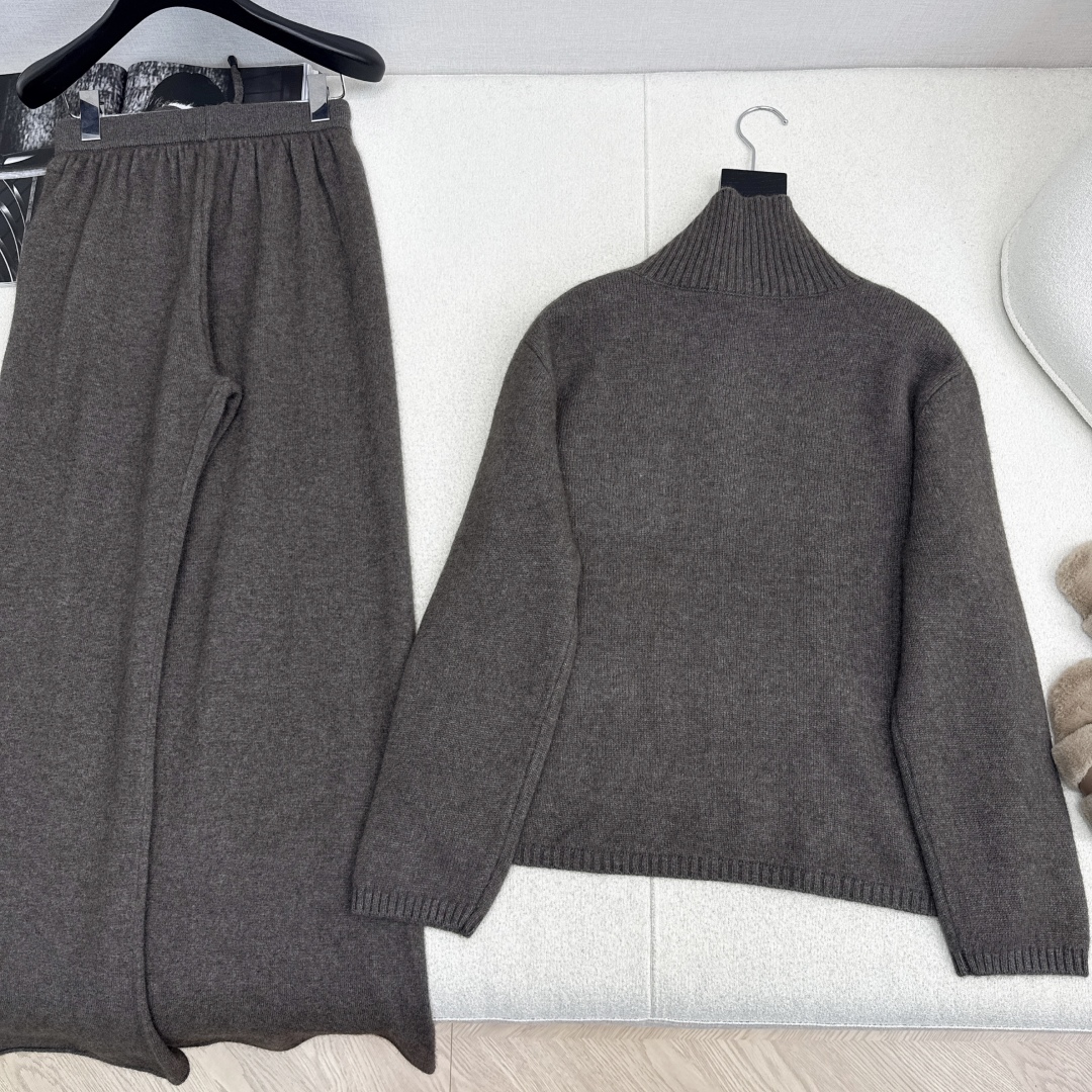 Women's Knit Set: Turtleneck Sweater & Straight-Leg Pants - Elegant Loungewear 9 cmp i1759379913043 4154 0 7