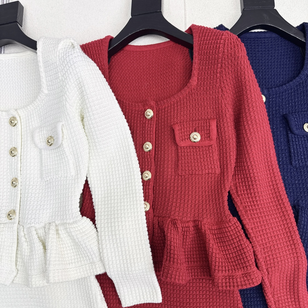 独家首发 SSs———秋冬最新款假两件做法包臀连衣裙 🖤修身款淑女裙子 真的超温柔 正式场合或者日常都可