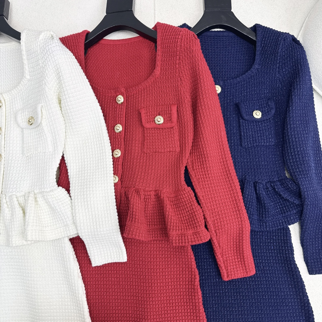 独家首发 SSs———秋冬最新款假两件做法包臀连衣裙 🖤修身款淑女裙子 真的超温柔 正式场合或者日常都可