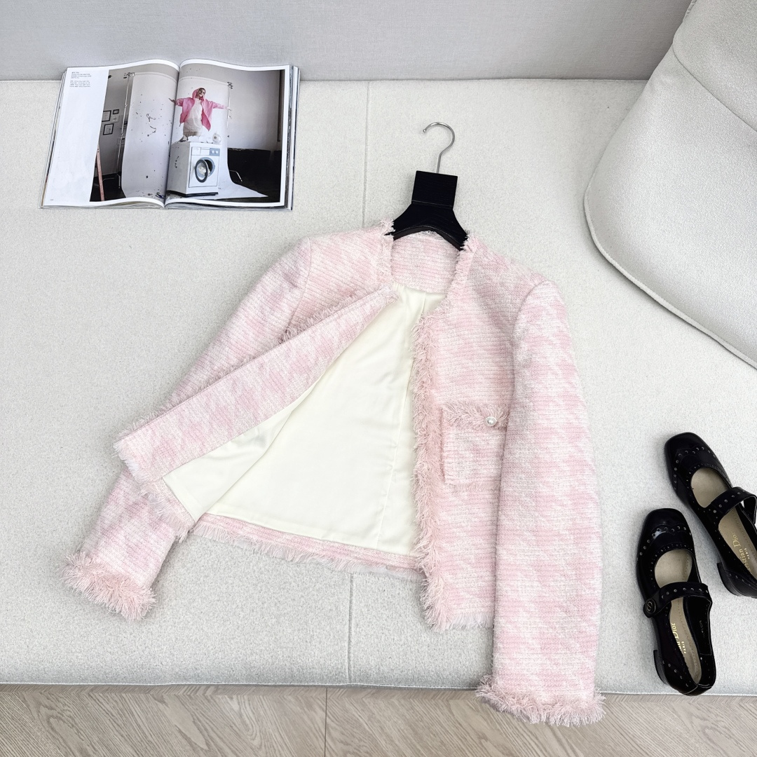 C家 25Ss————秋冬最新款小香风编织粗纺花呢流苏外套 🩷绝美高级编织面料实物超美 立体肌理感精致感
