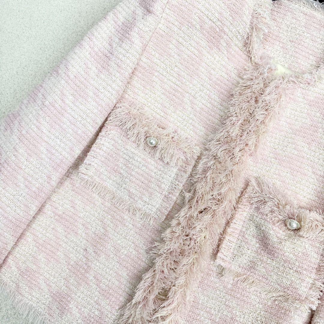 C家 25Ss————秋冬最新款小香风编织粗纺花呢流苏外套 🩷绝美高级编织面料实物超美 立体肌理感精致感