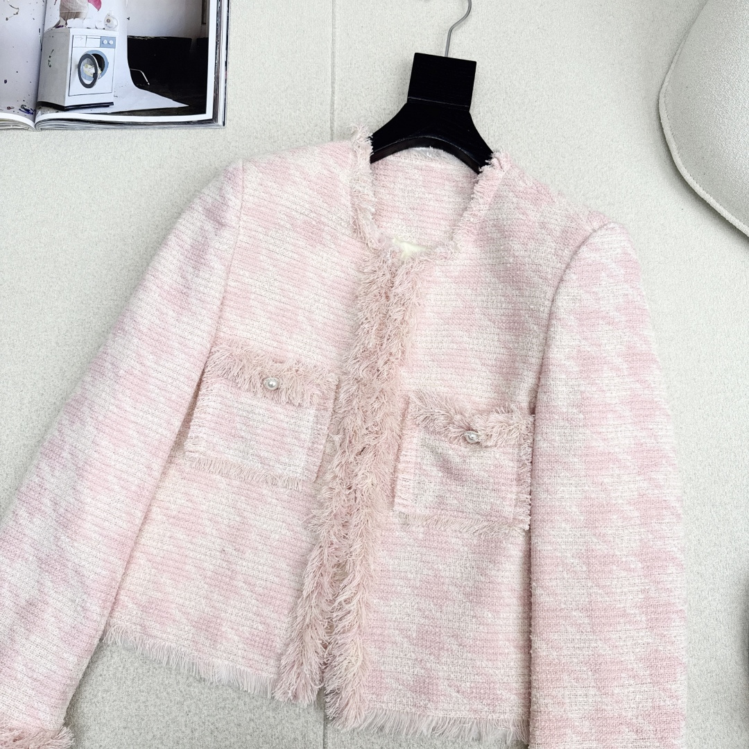 C家 25Ss————秋冬最新款小香风编织粗纺花呢流苏外套 🩷绝美高级编织面料实物超美 立体肌理感精致感