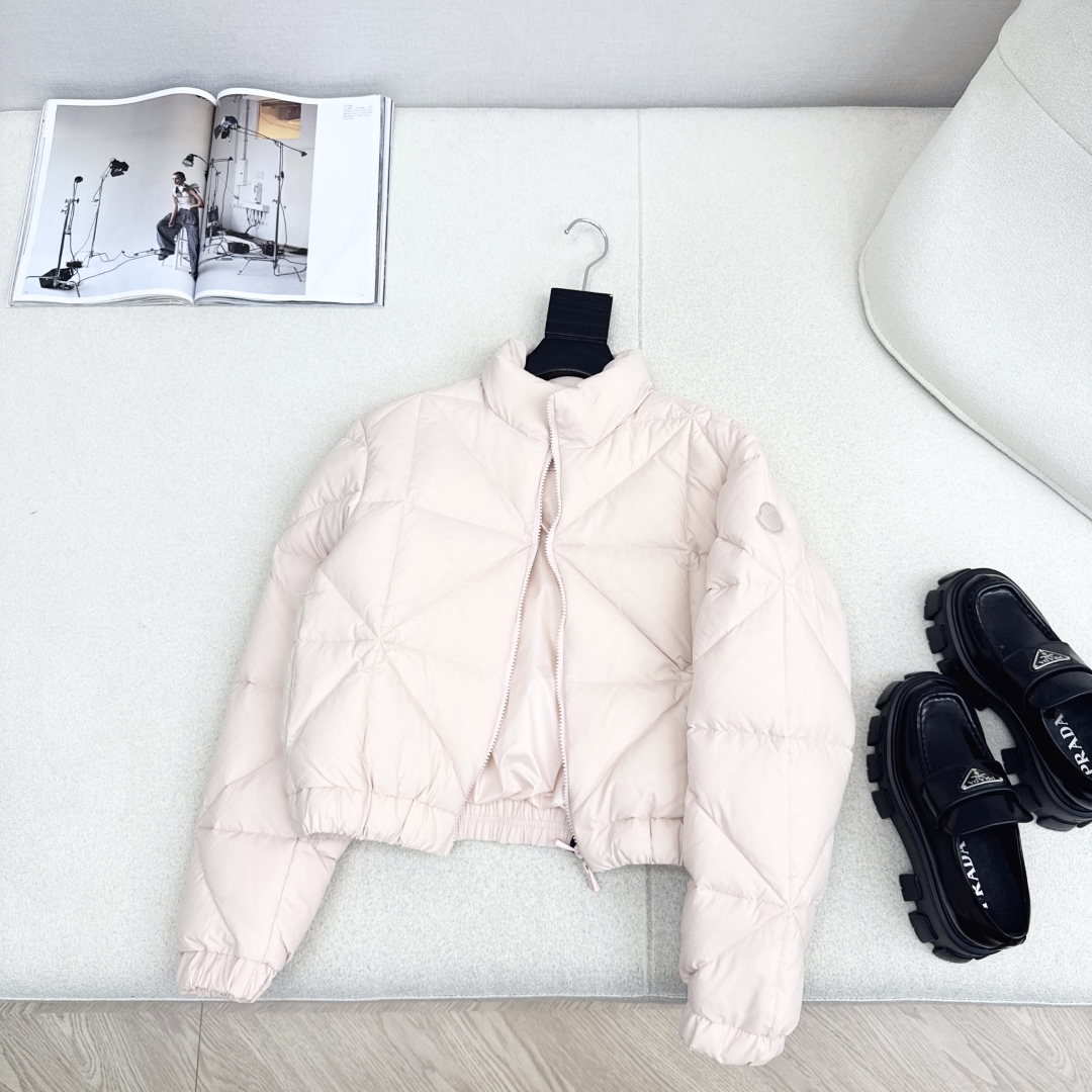 Diamond Quilted Padded Puffer JacketWhite Duck DownStylish and Warm 7 cmp i1759465227826 9395 0 5