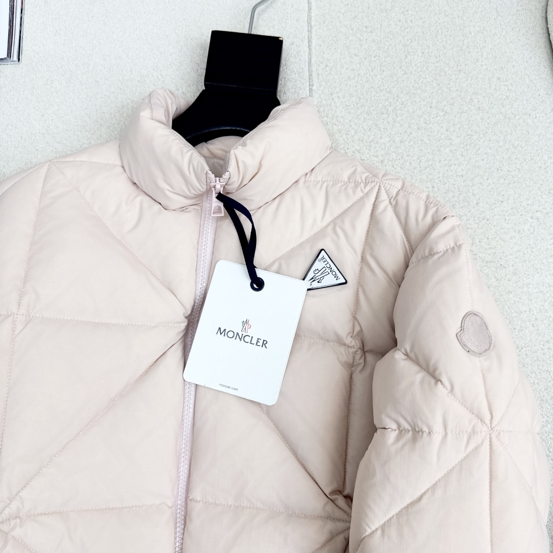 Diamond Quilted Padded Puffer JacketWhite Duck DownStylish and Warm 4 cmp i1759465227827 8907 0 2
