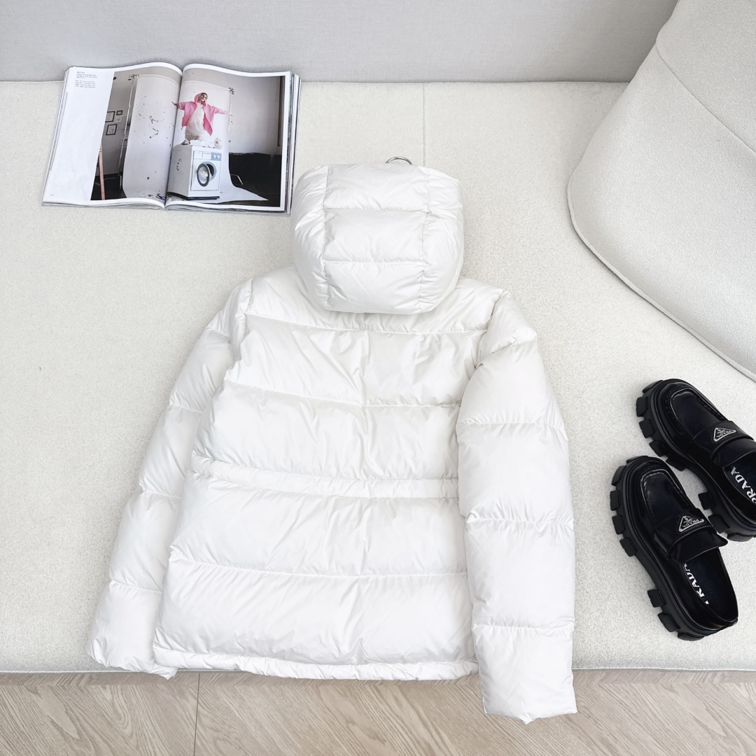 LULUL*MON Puffer Down Jacket: SoftMatte™, Detachable Hood, Multiple Pockets 9 cmp i1759552806813 269 0 8