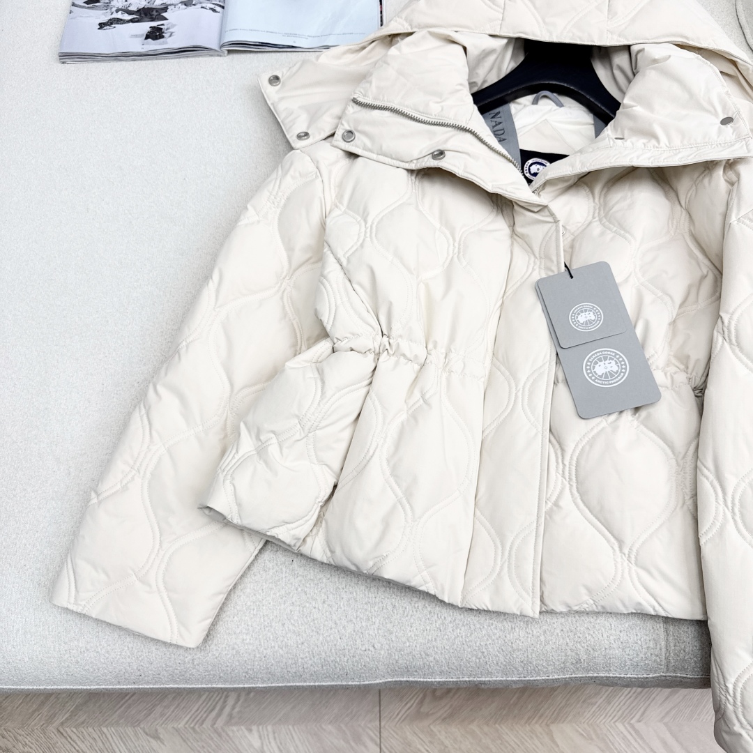 Canad Goose Women's Quilted Hooded Down Jacket - Slim Fit & Stylish 6 cmp i1759559057183 8970 0 4