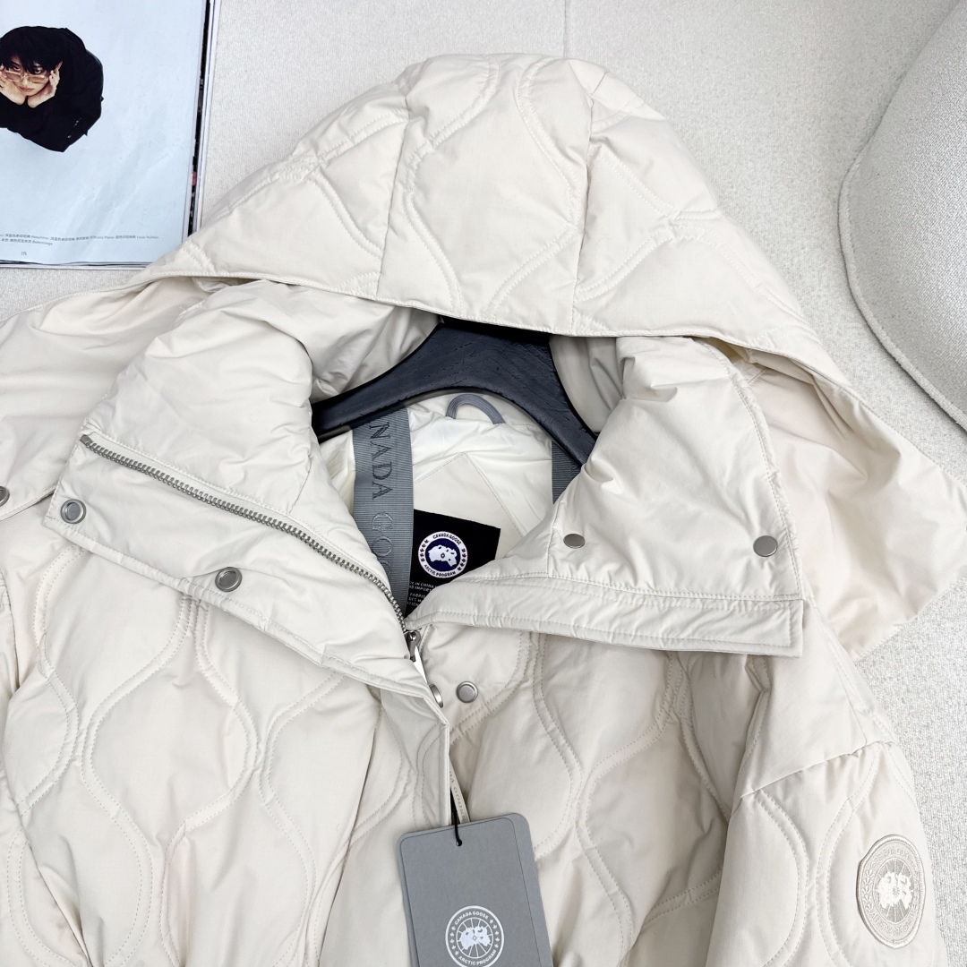 Canad Goose Women's Quilted Hooded Down Jacket - Slim Fit & Stylish 5 cmp i1759559057183 9849 0 3