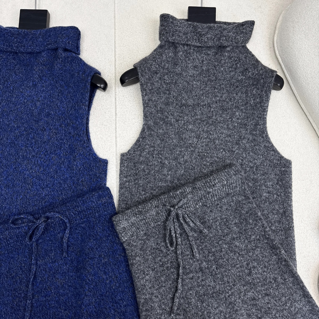 独家款 lp🆕 25Ss———早秋最新款针织套装 🤎高领无袖毛衣+松紧腰半裙 精致美感 整体给人感觉特别