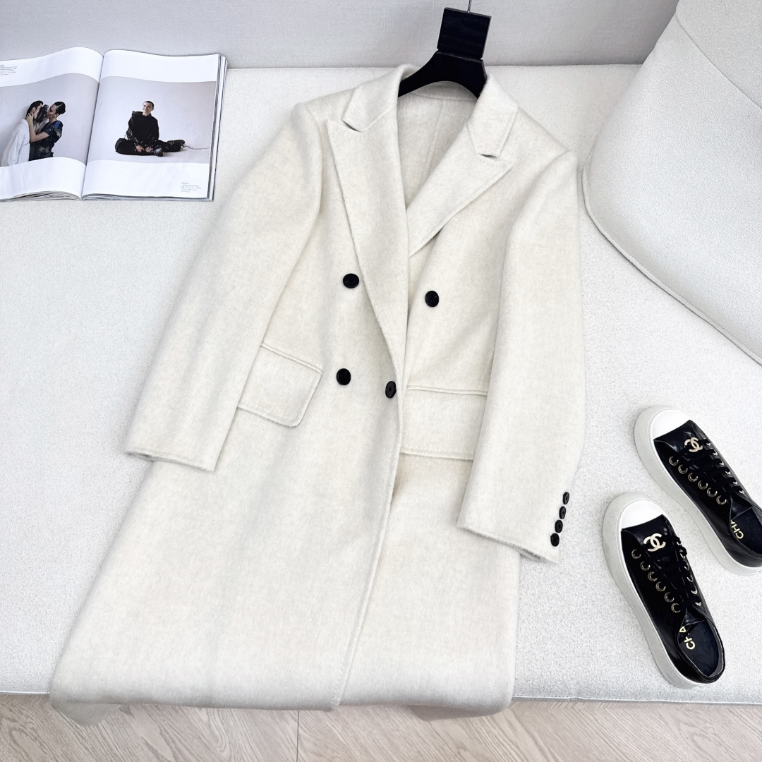 走路带风系列 Slp🆕 25Ss————秋冬最新款高级感长款大衣外套 🖤秋冬的必备款 双面尼羊毛面料很厚