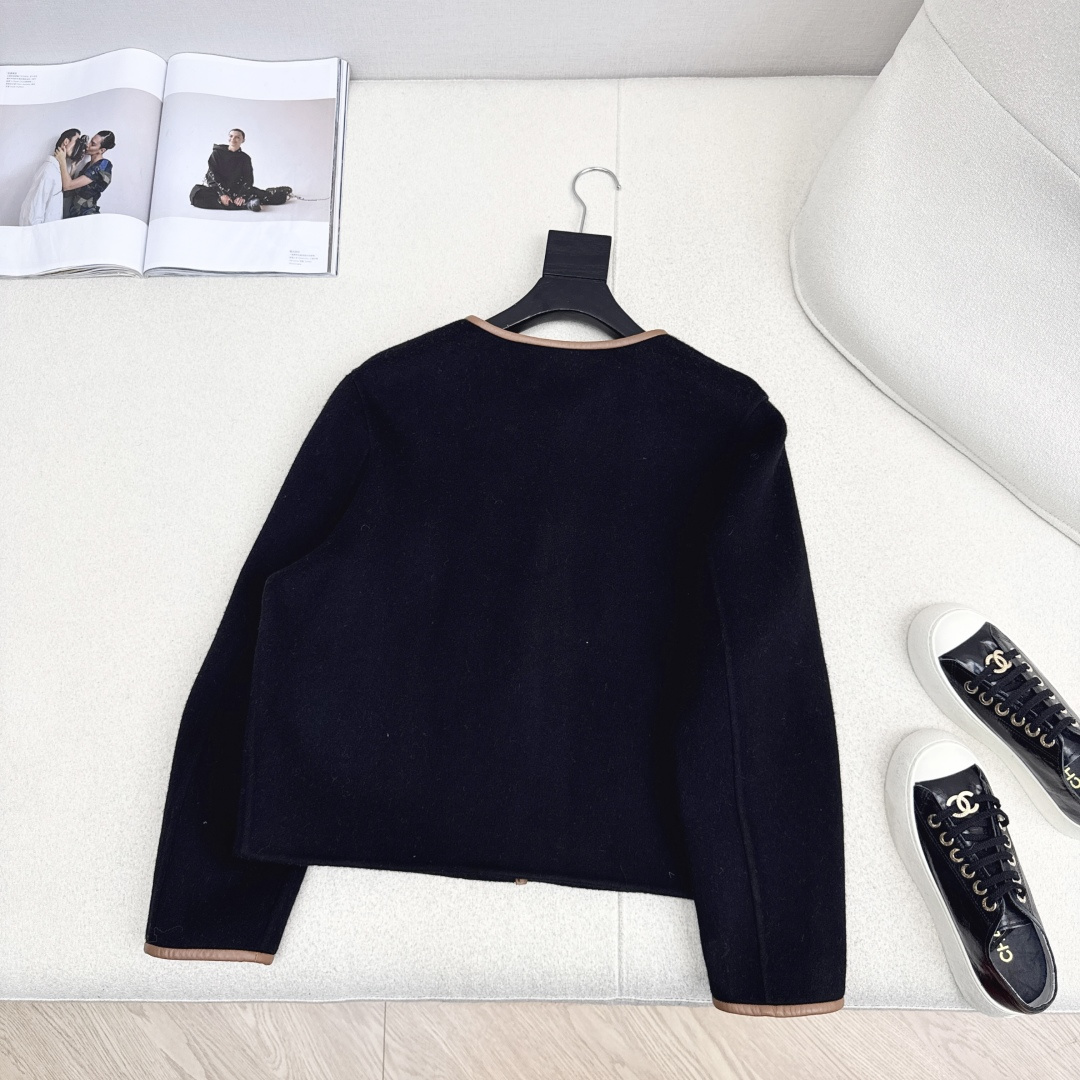 Her 25Ss————秋冬最新款双面羊绒短款大衣🤎高级百搭系列 定制双面logo羊毛羊绒材质手感软糯细