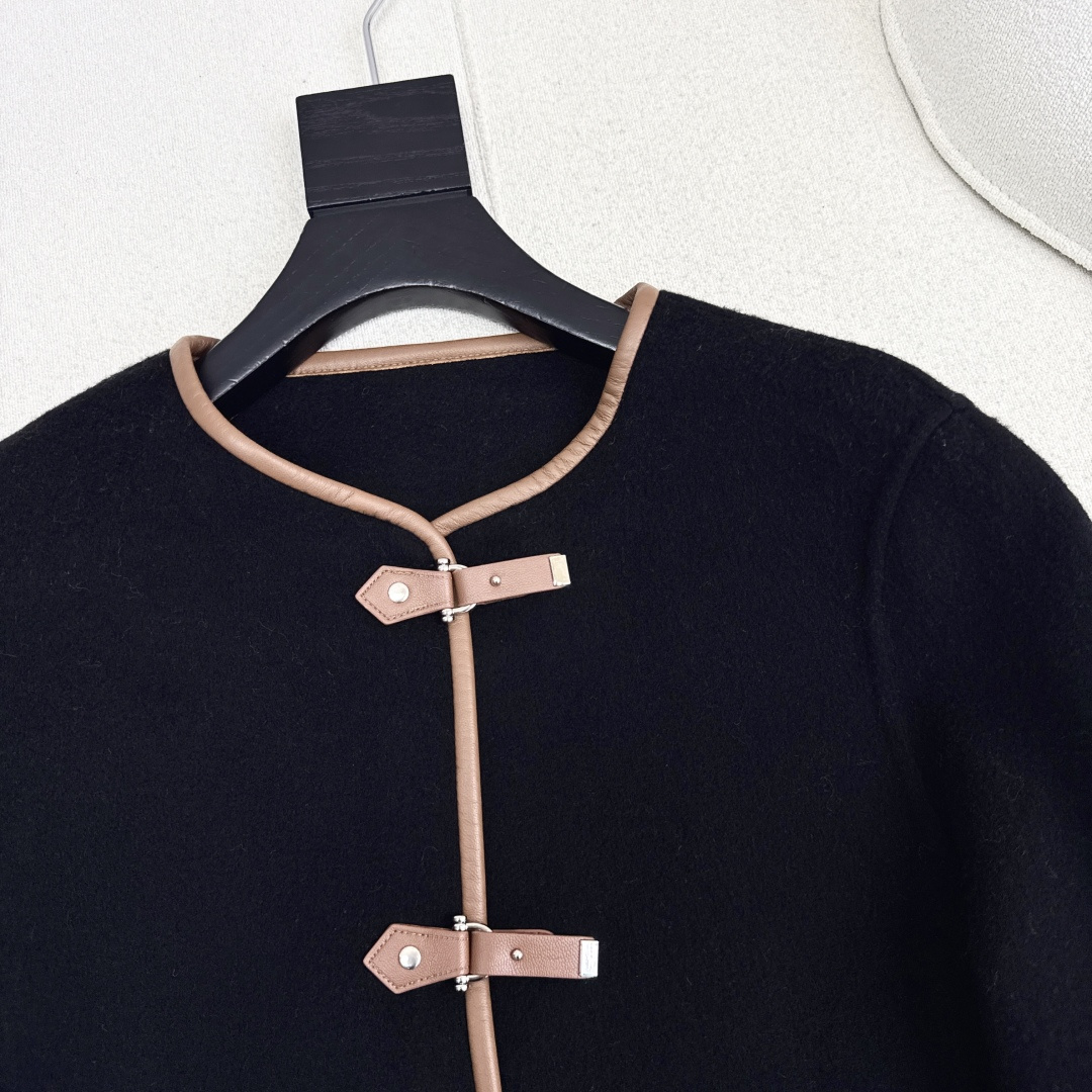 Her 25Ss————秋冬最新款双面羊绒短款大衣🤎高级百搭系列 定制双面logo羊毛羊绒材质手感软糯细