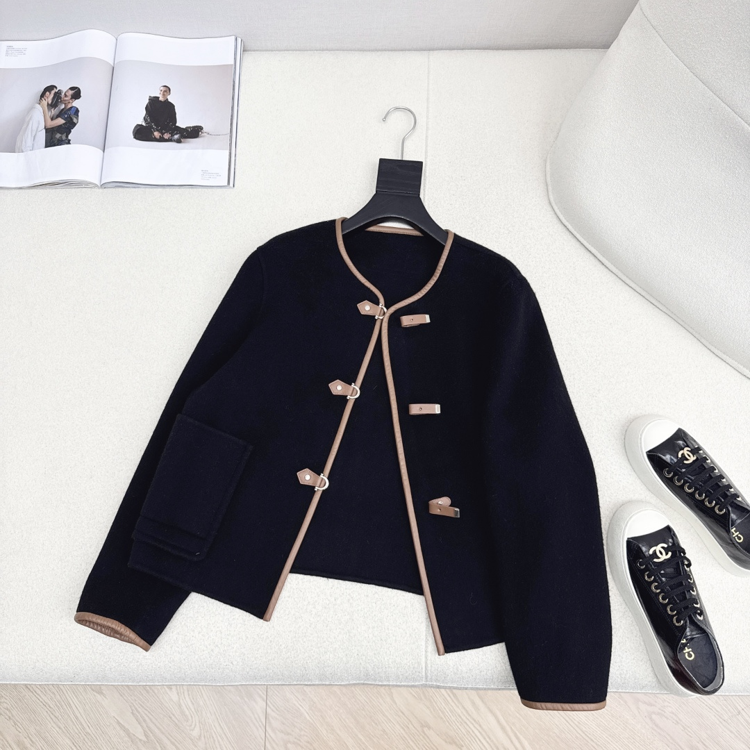 Her 25Ss————秋冬最新款双面羊绒短款大衣🤎高级百搭系列 定制双面logo羊毛羊绒材质手感软糯细