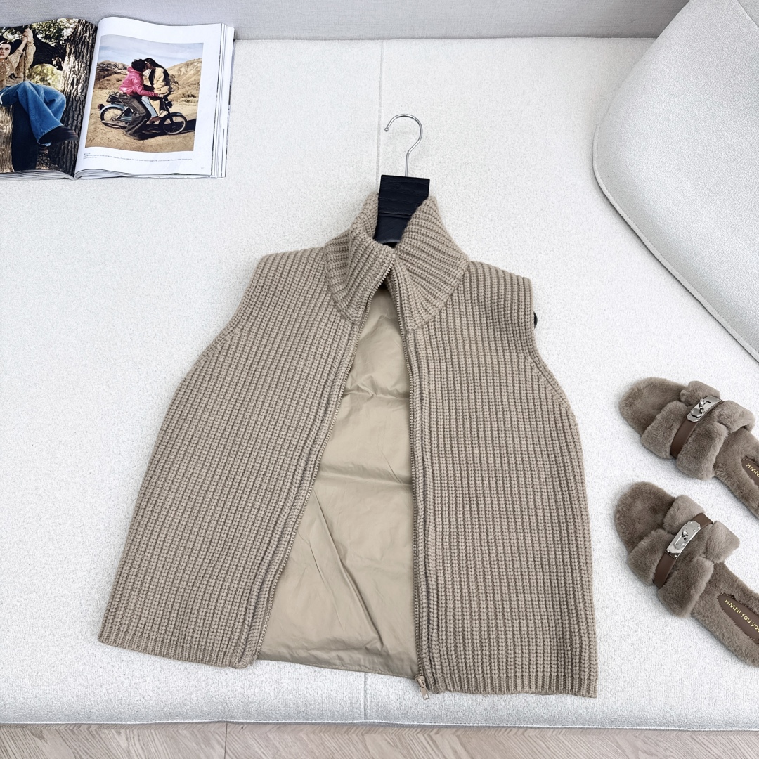 原单品质 lp🆕 25Ss———秋冬最新款拼接针织立领羽绒马甲 🤍小立领立体剪裁版型设计 国标90白鹅绒