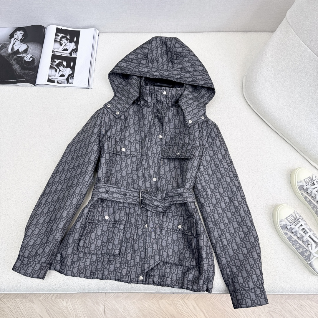 独家首发 爆单系列款 CD 25Ss———最新款满D提花连帽中长款夹克外套 🩶四个工装大口袋～～背面lo