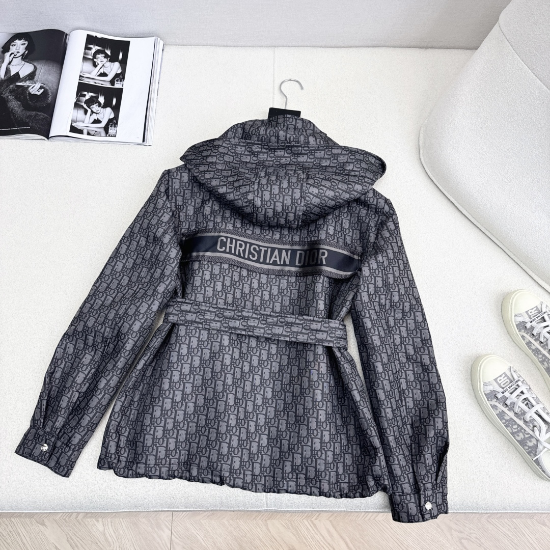 独家首发 爆单系列款 CD 25Ss———最新款满D提花连帽中长款夹克外套 🩶四个工装大口袋～～背面lo