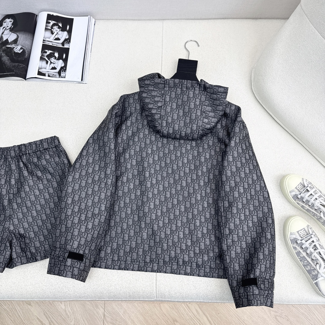CD 25Ss————春夏最新款MissD 系列经典老花翻领夹克外套🖤进口科技塔夫绸 Oblique提花